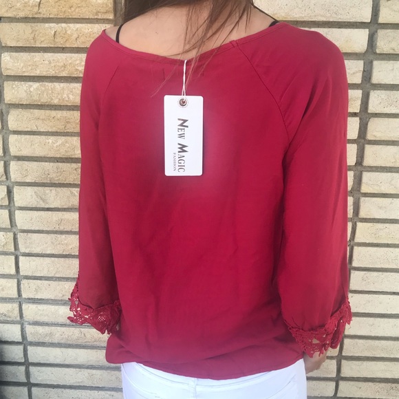 NEW ♡ Gorgeous Lace Top - Picture 3 of 7